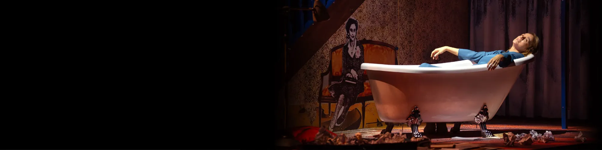 EL CUARTO DE ATRÀS EL CUARTO DE ATRÀS